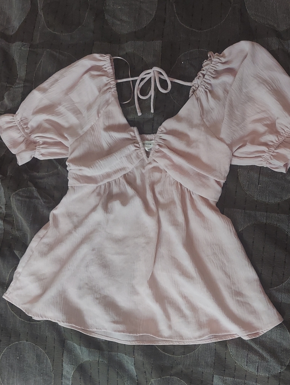 Women's Light Pink Puff Sleeve Deep V-Neck Peplum Size Small